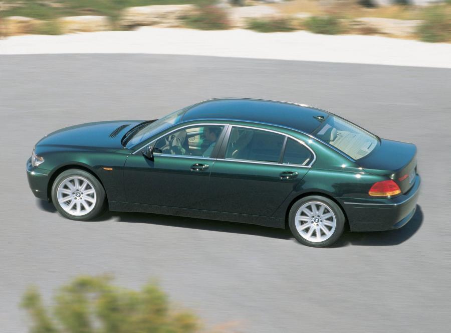  BMW 7-Series L 2003 года  (фото 58 из 61)